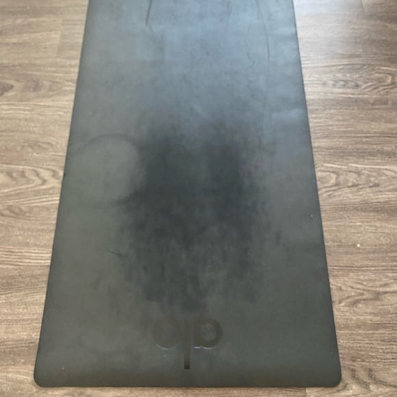 Alo Yoga Matt